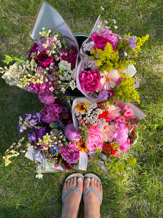 2026 Shifting Blooms Bouquet CSA